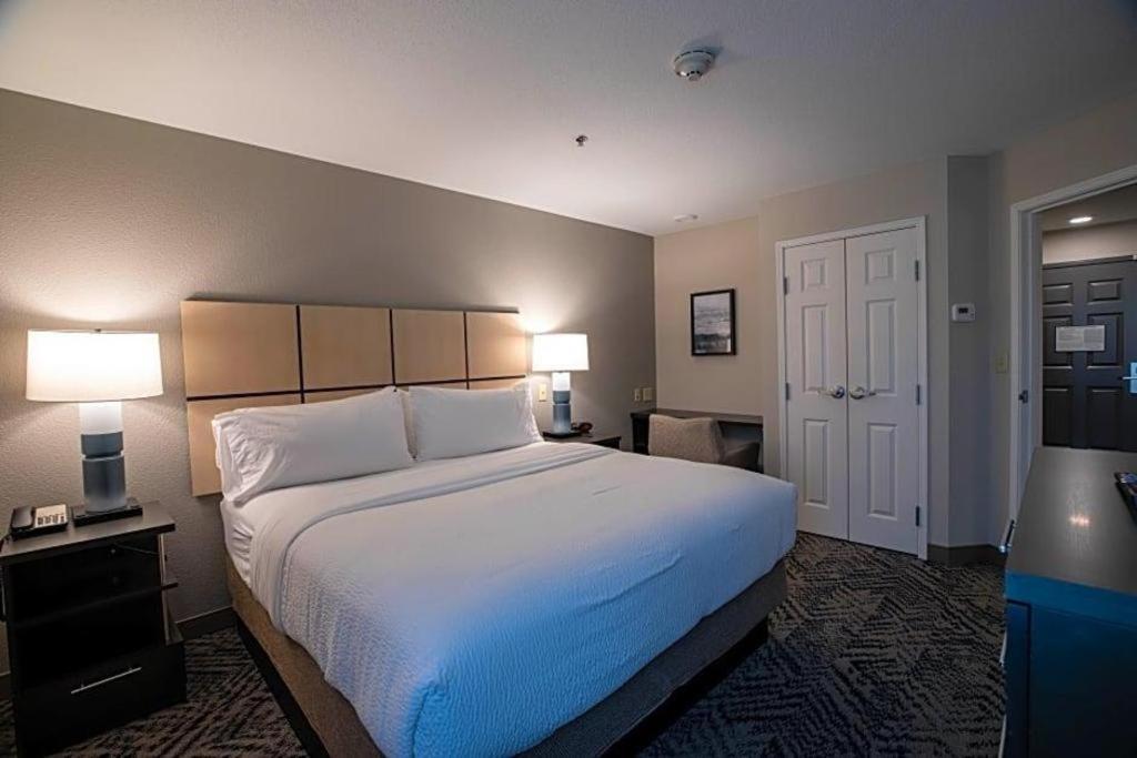Candlewood Suites Saint Joseph By Ihg Εξωτερικό φωτογραφία