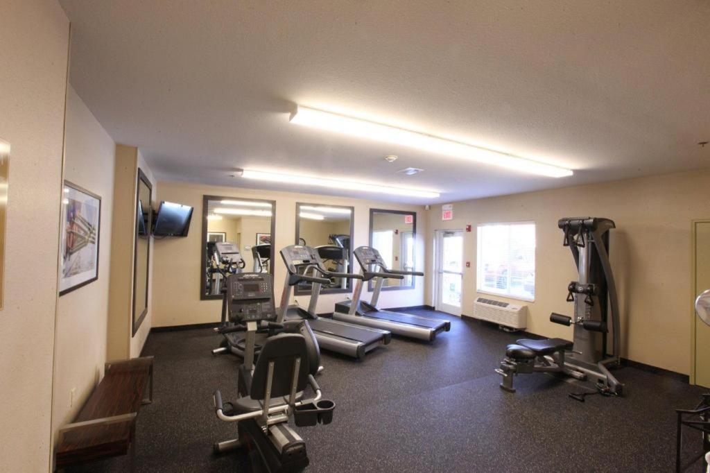 Candlewood Suites Saint Joseph By Ihg Εξωτερικό φωτογραφία