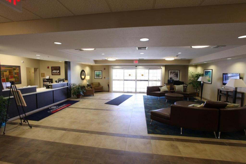 Candlewood Suites Saint Joseph By Ihg Εξωτερικό φωτογραφία