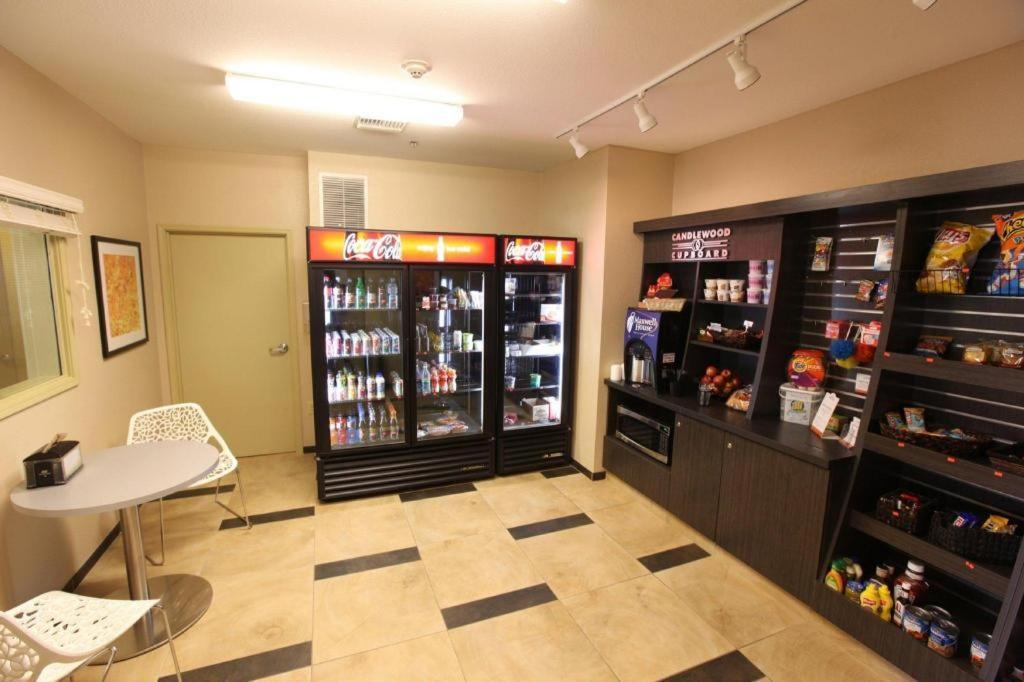 Candlewood Suites Saint Joseph By Ihg Εξωτερικό φωτογραφία